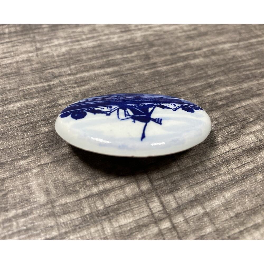 Delft Holland Handmade Blue White Windmill Porcelain Oval Brooch Lapel Pin - Picture 3 of 7